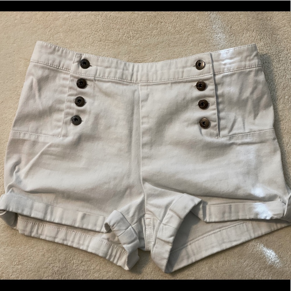 Love Culture Shorts
